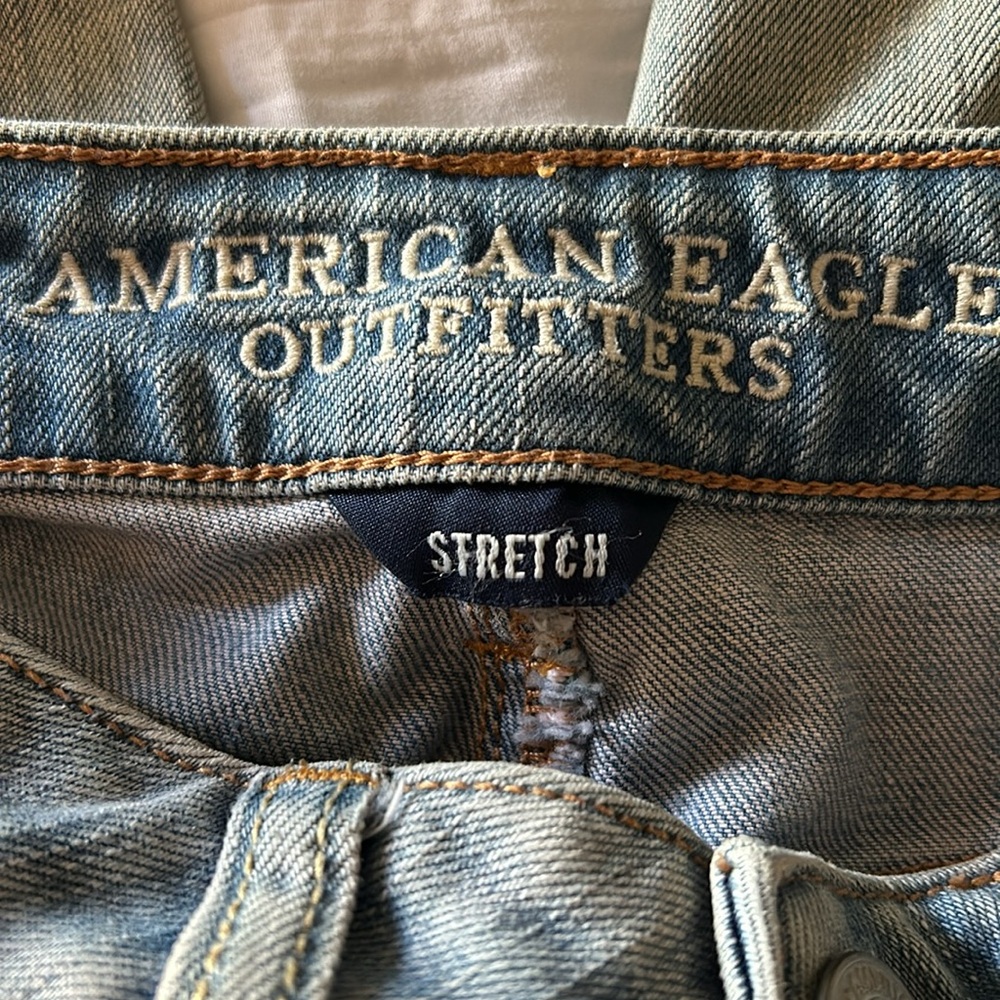 American eagle - Picture 3 of 4